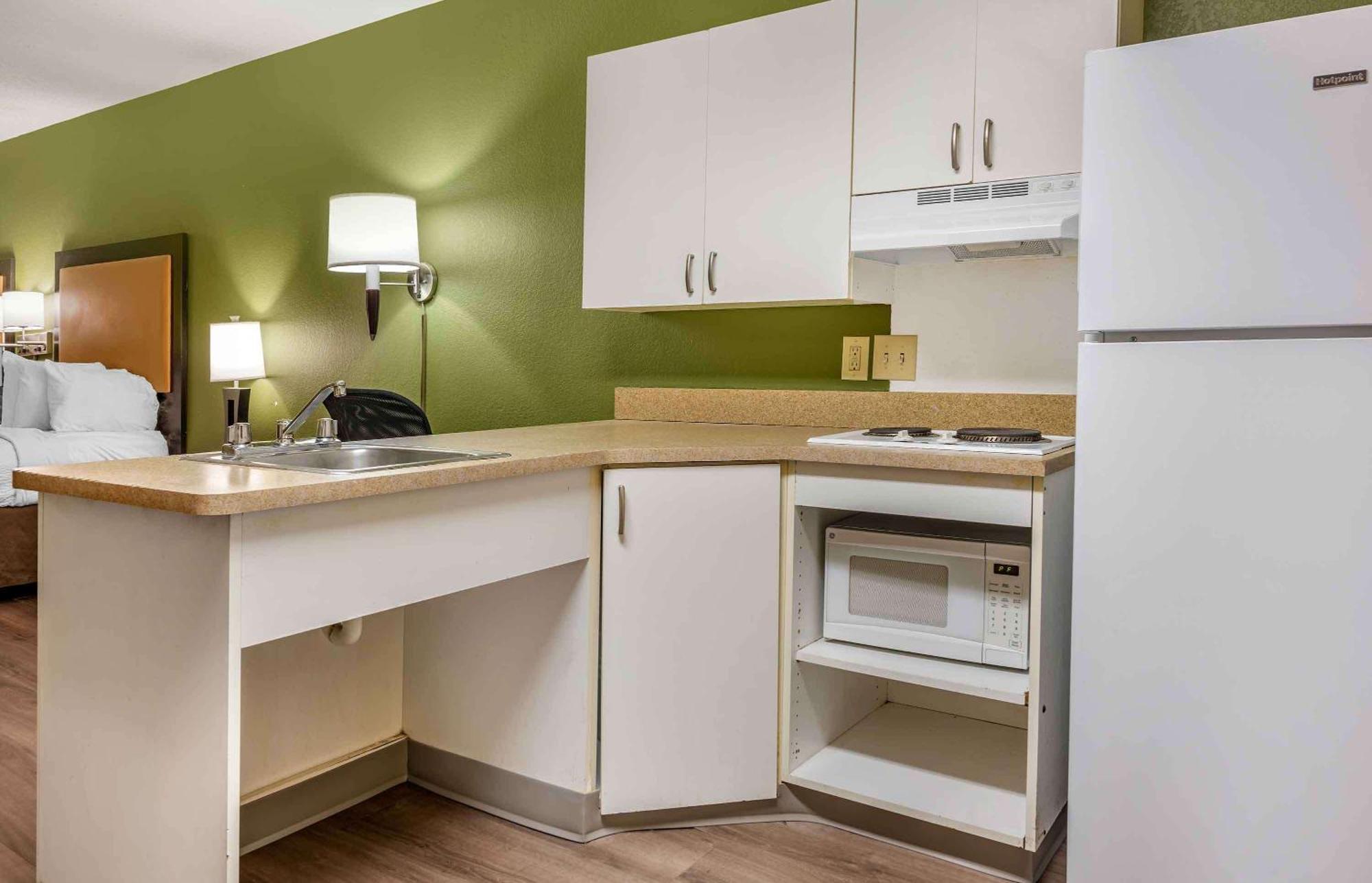 Extended Stay America Suites - Washington Dc Germantown Milestone Экстерьер фото