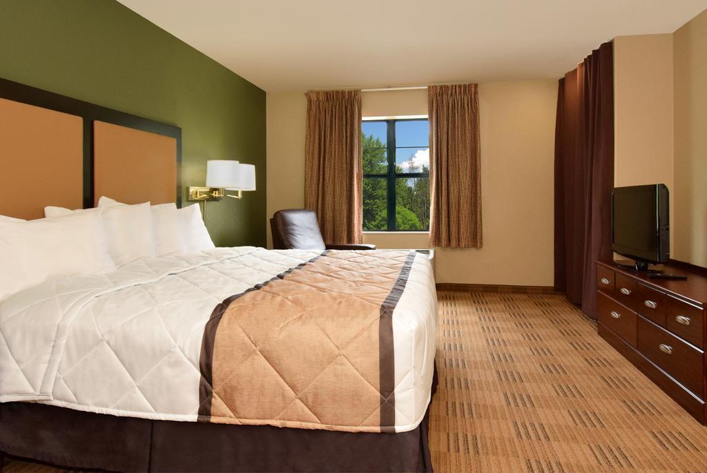 Extended Stay America Suites - Washington Dc Germantown Milestone Экстерьер фото