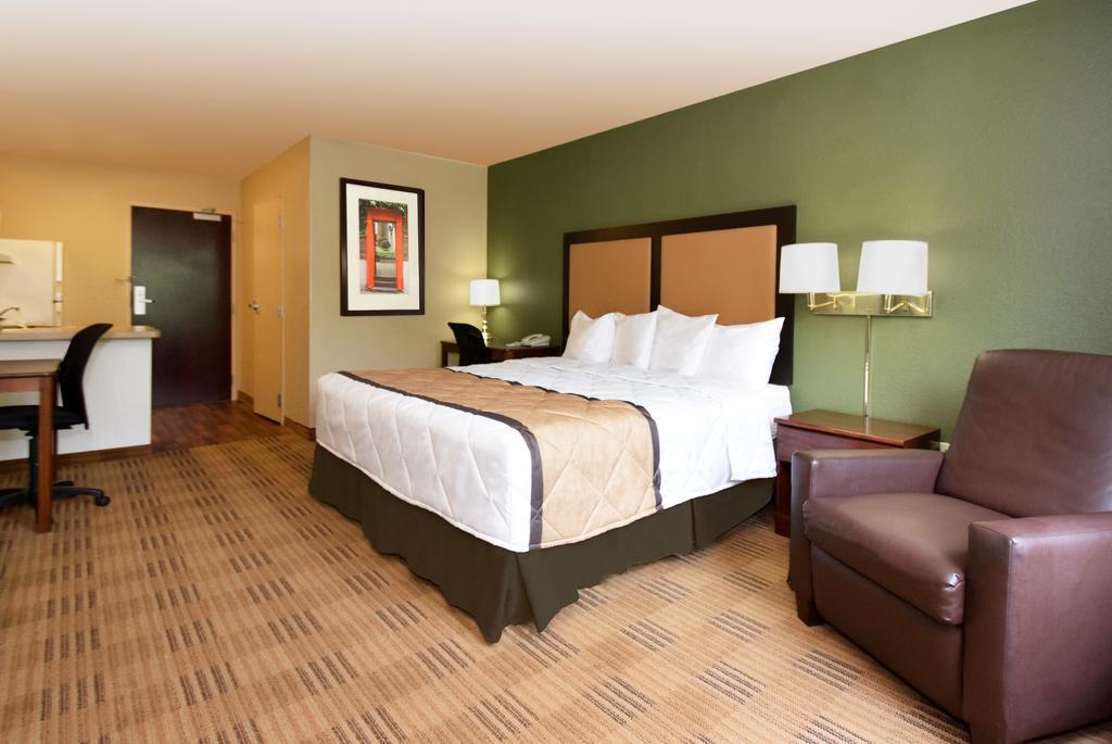 Extended Stay America Suites - Washington Dc Germantown Milestone Экстерьер фото